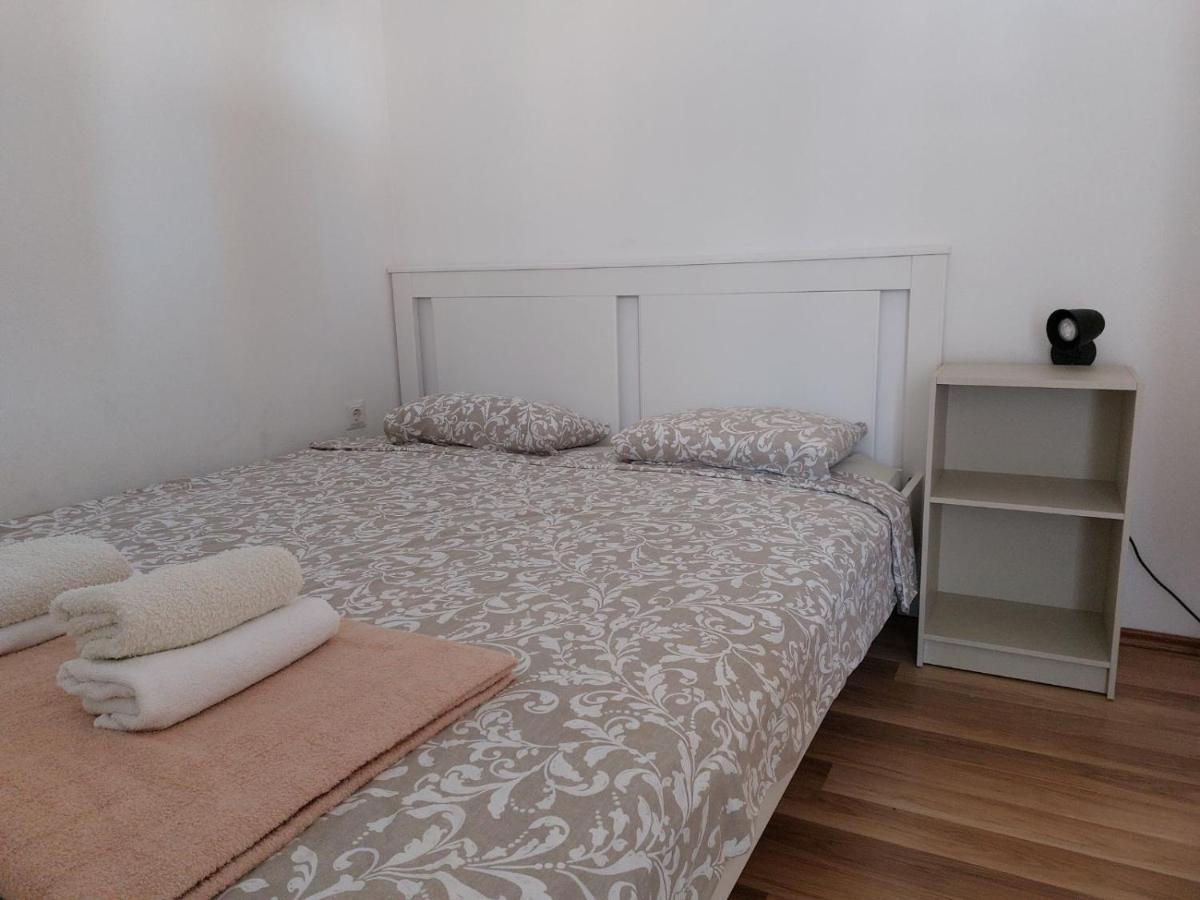 Apartmani Dejan Skradin Zewnętrze zdjęcie